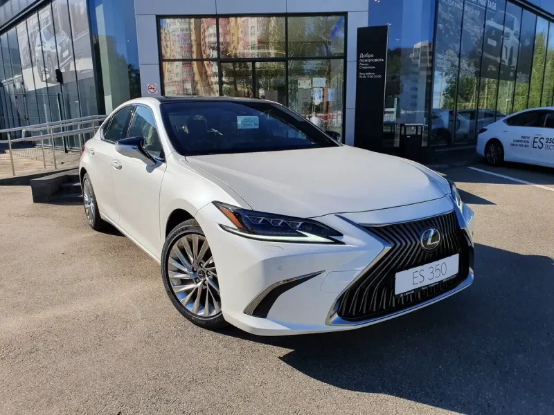 Lexus es 2021 белый