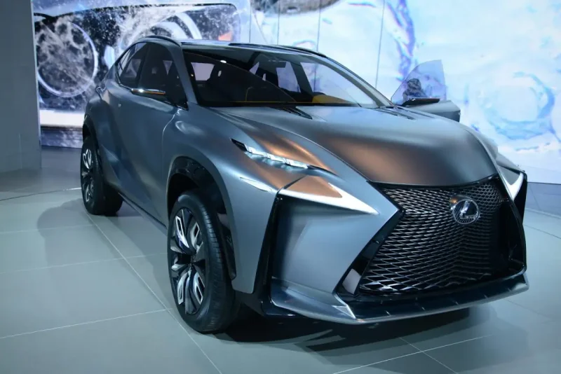 Lexus NX 300 синий