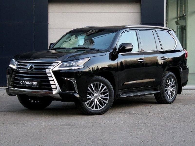 Lexus LX 570 2017 черный