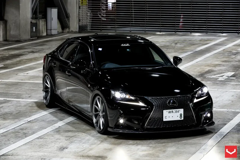 Lexus is 250 f Sport черный