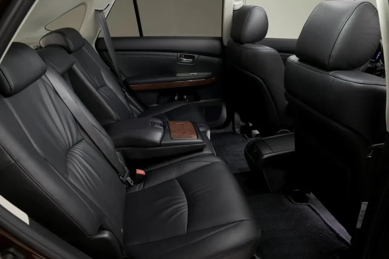 Lexus RX 2021 салон сзади