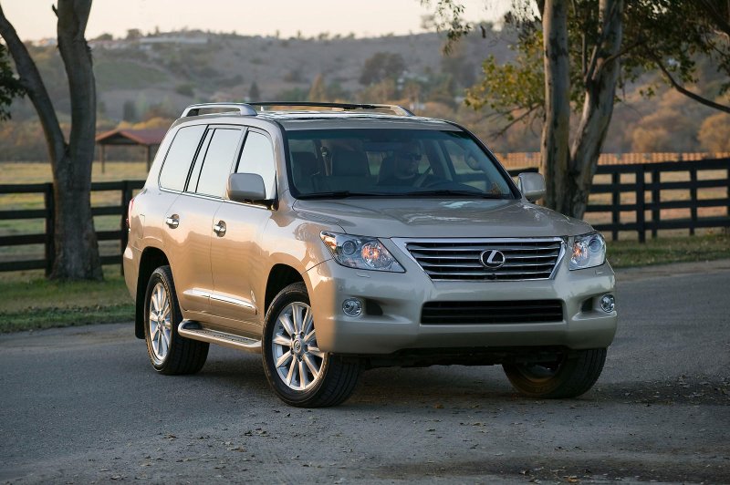 Lexus LX 570 2011