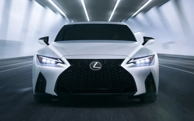 Lexus is 350 2021