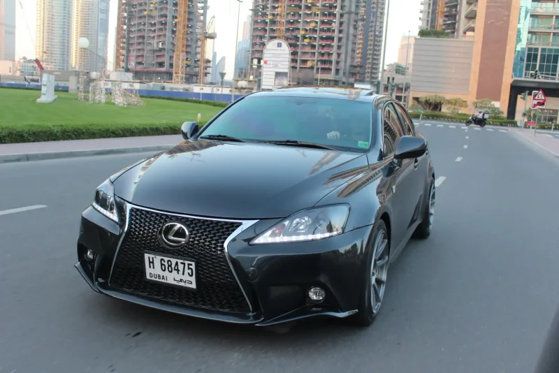 Lexus is 250 2007