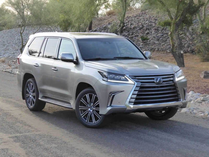 Новый Lexus LX 570 2022