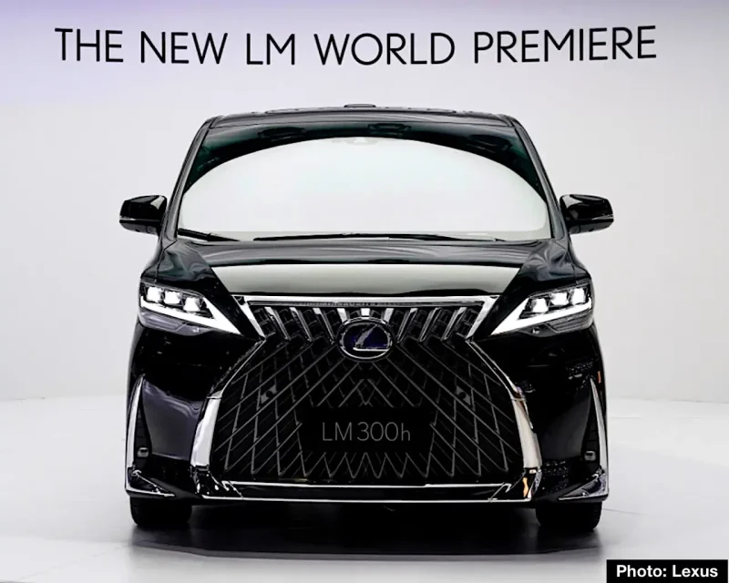 Минивэн Lexus lm300h