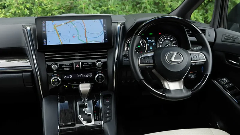 Lexus lm350 2021