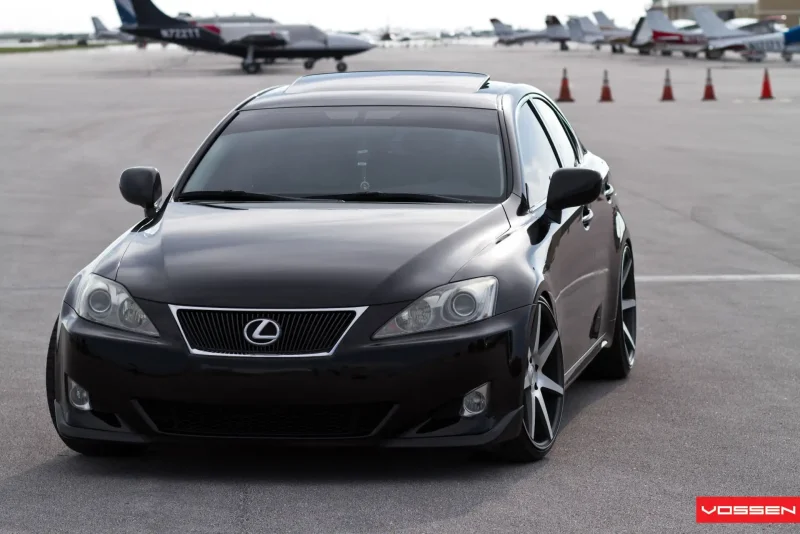 Lexus is 250 Black