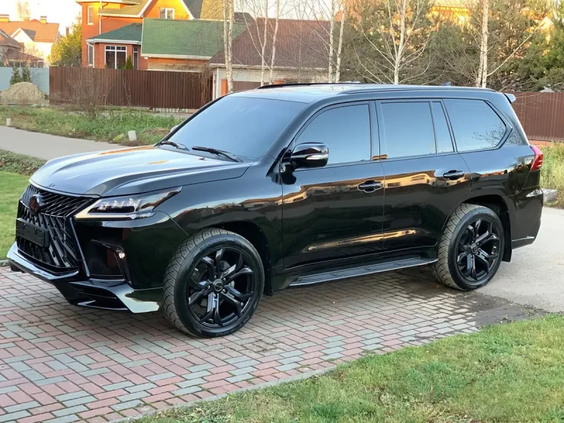 Lexus LX 570 Black