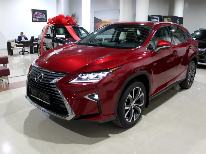 Lexus NX 300 красный