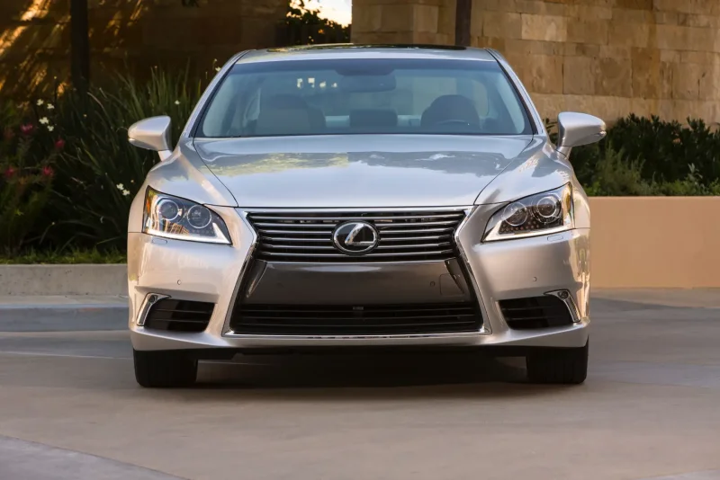 Lexus 460l