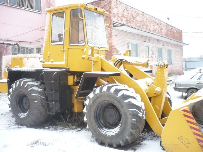 Фронтальный погрузчик то-18 б.3