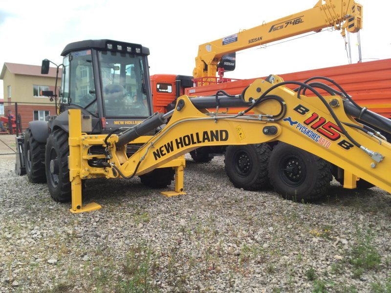 Экскаватор-погрузчик New Holland b115b