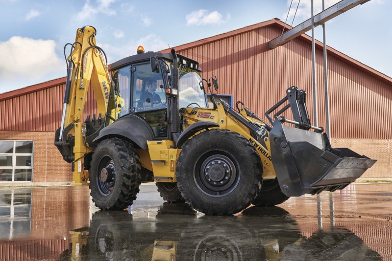 Погрузчик New Holland b115b