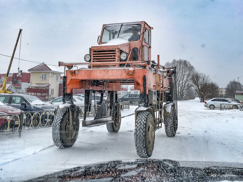 Т-140 портальный автолесовоз