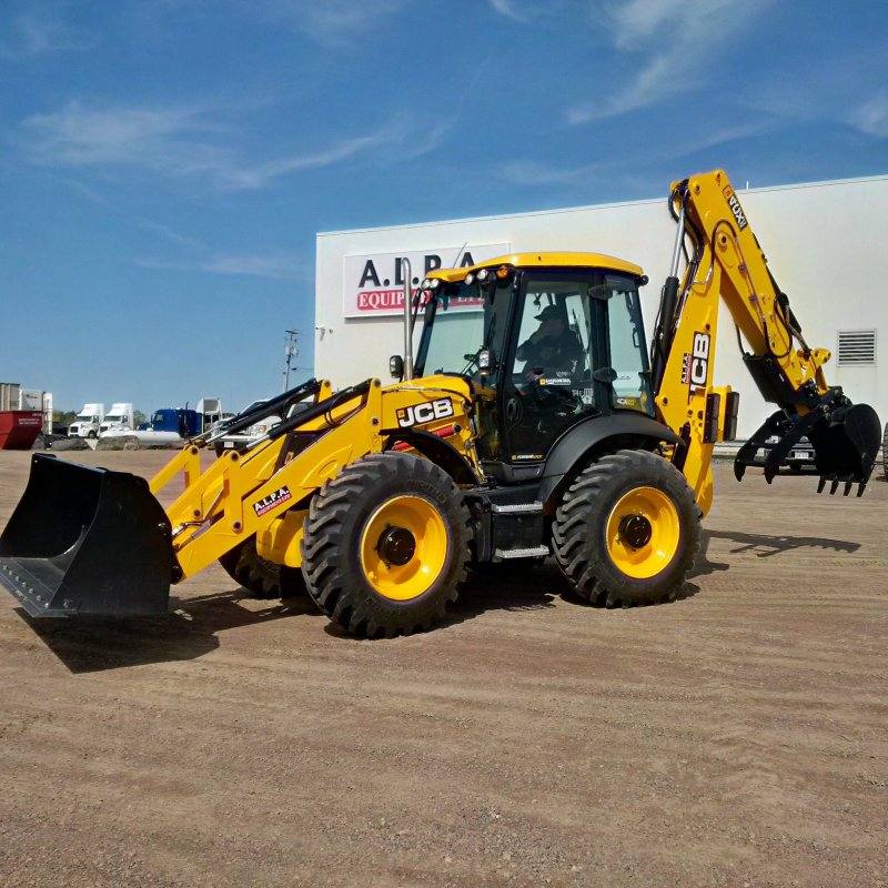 Трактор JCB 4cx