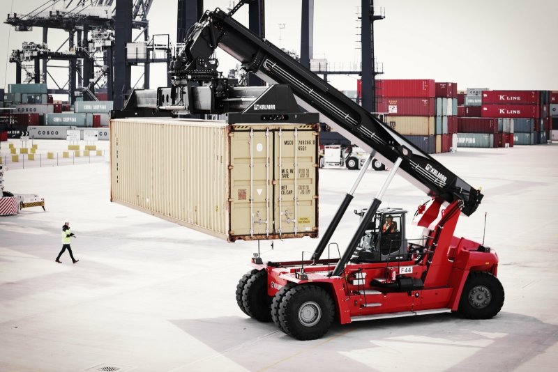 Kalmar DRF 450