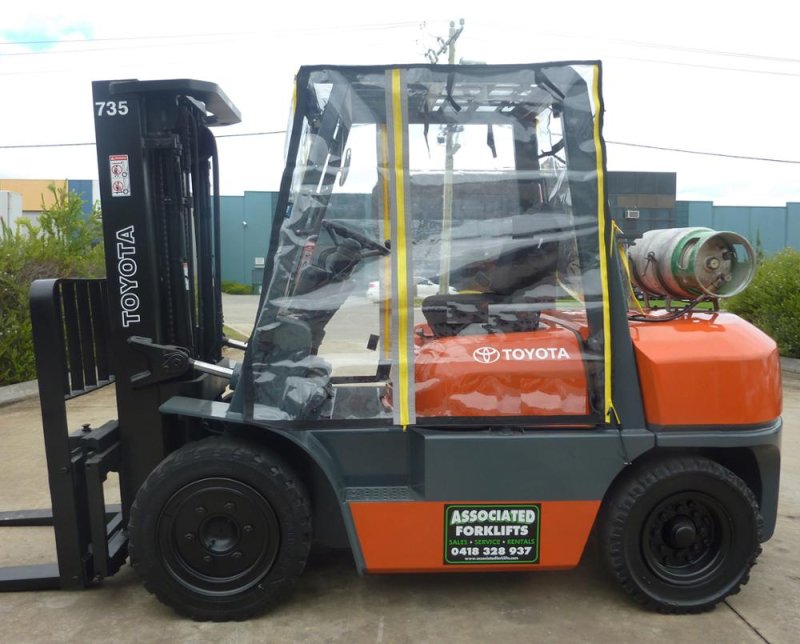 Heavy Duty forklift