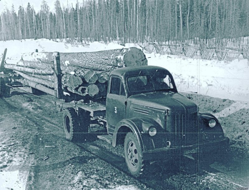 УРАЛЗИС 355м лесовоз