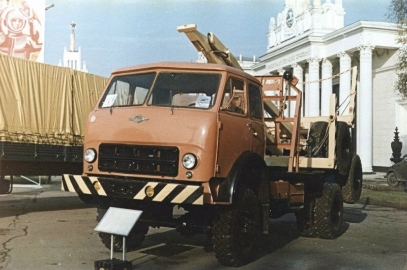 МАЗ-509 лесовоз