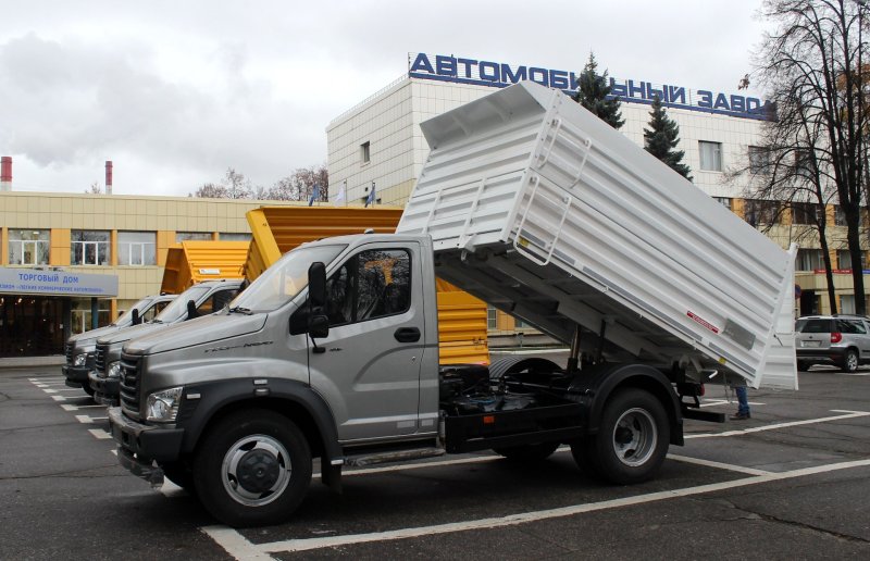 Самосвал ГАЗ САЗ 25072