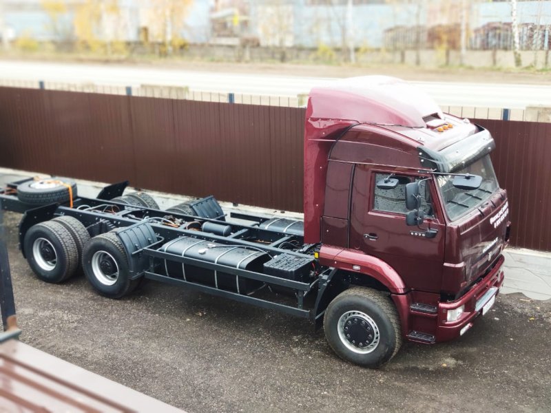 КАМАЗ 6520 Жумади