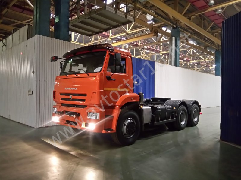 КАМАЗ 6520 тягач