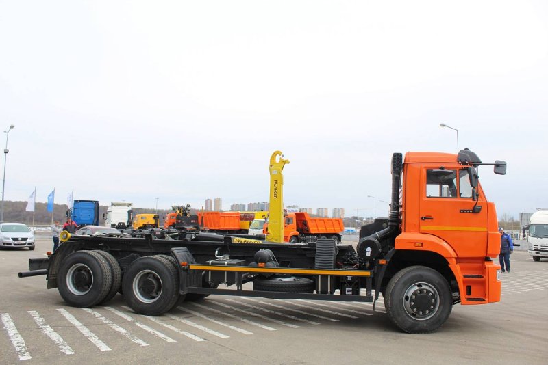 Крюковой погрузчик КАМАЗ 659613