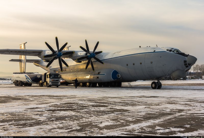 Крымск АН-22
