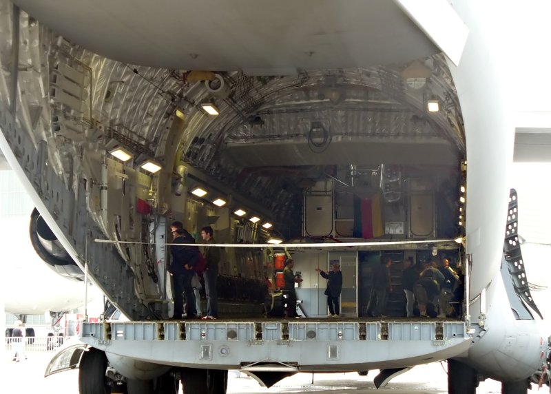 C 17 Globemaster грузовая кабина