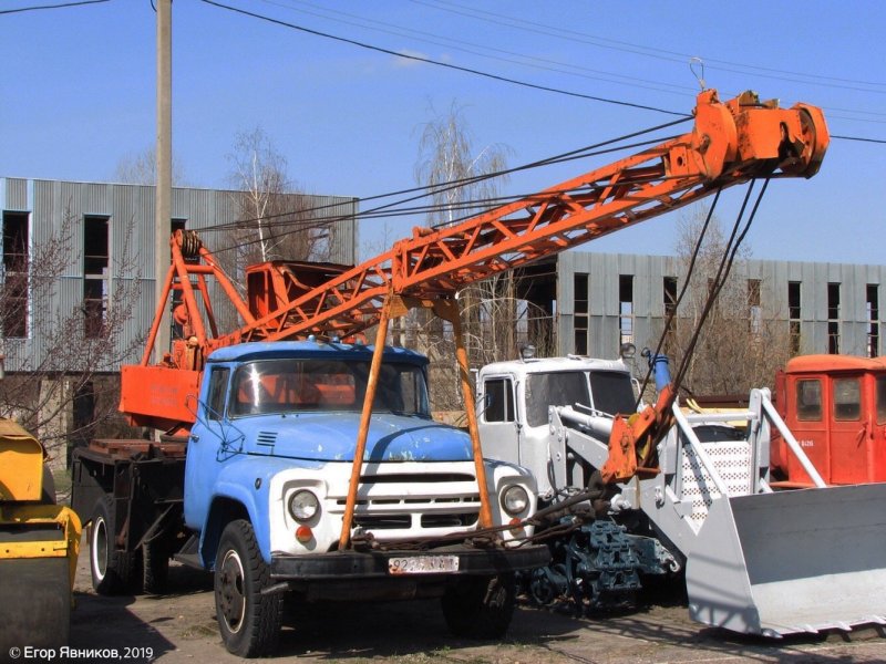 КС-2561к на шасси ЗИЛ-130