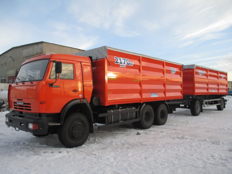 КАМАЗ 65115 зерновоз с прицепом
