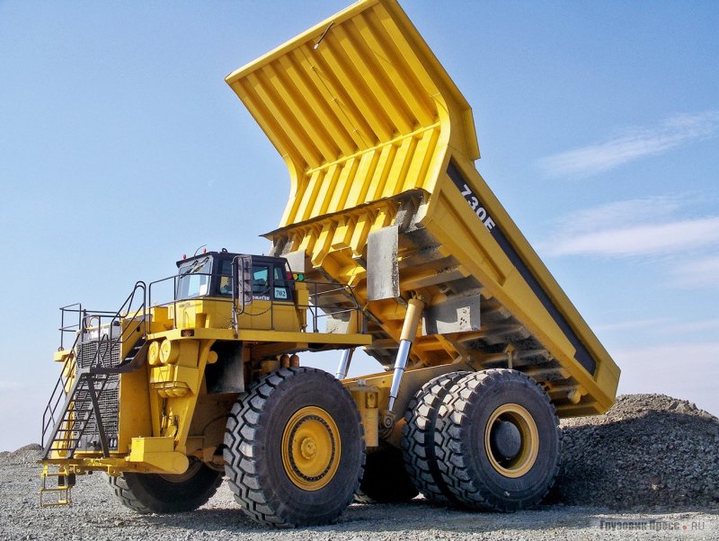 730е Komatsu