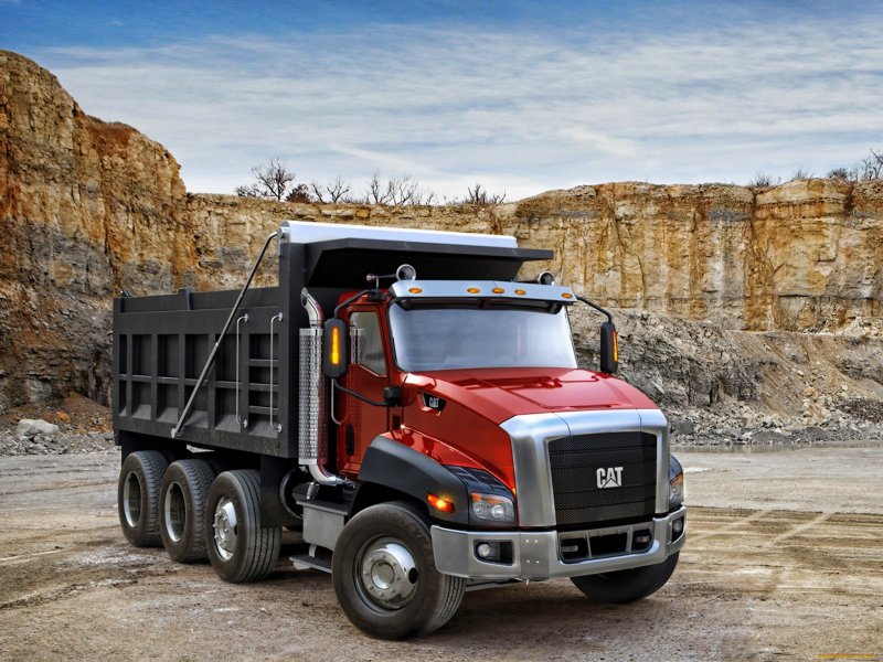 Грузовик Катерпиллер Caterpillar ct660