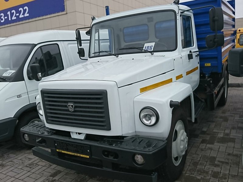 ГАЗ 3309 белый самосвал