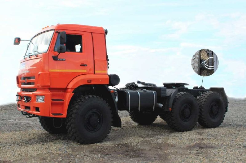 Тягач седельный КАМАЗ 65221-43