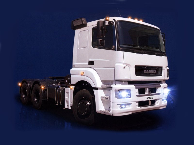 Новый КАМАЗ тягач 65206