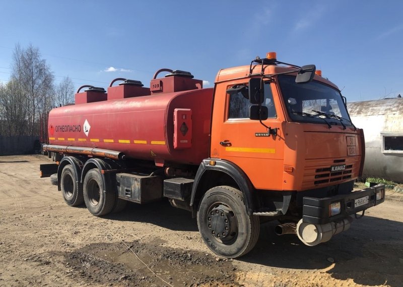 КАМАЗ 6520 бензовоз