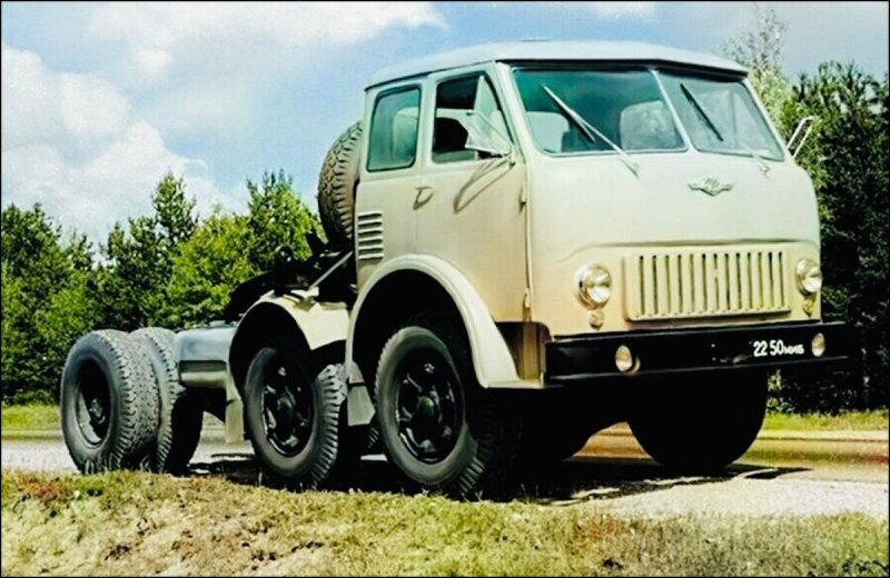 МАЗ 500 тягач