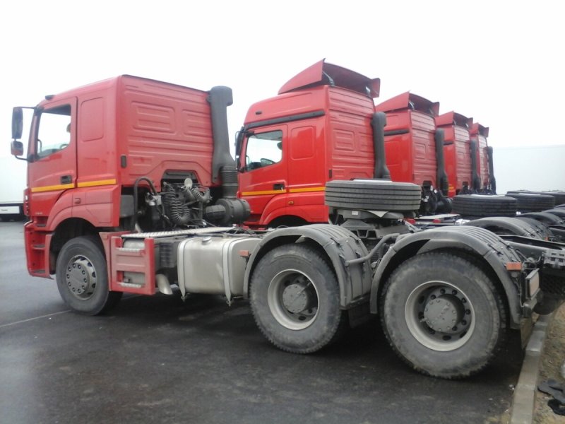 КАМАЗ 65806-002-68 т5 тягач седельный