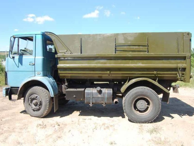 МАЗ-5551 грузовой