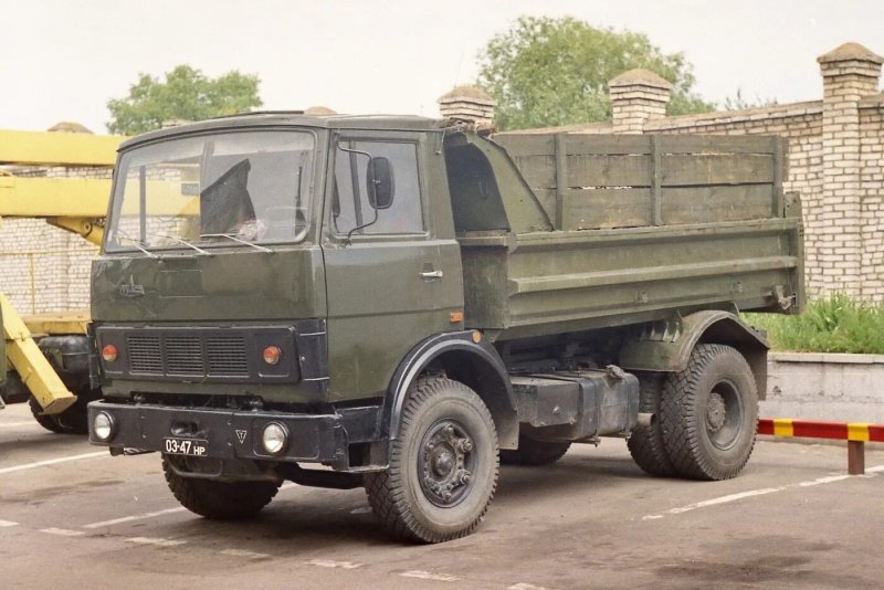 МАЗ 5551 1990