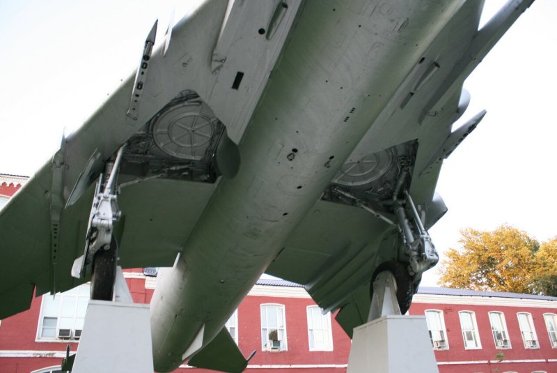 Су 17 м4 шасси
