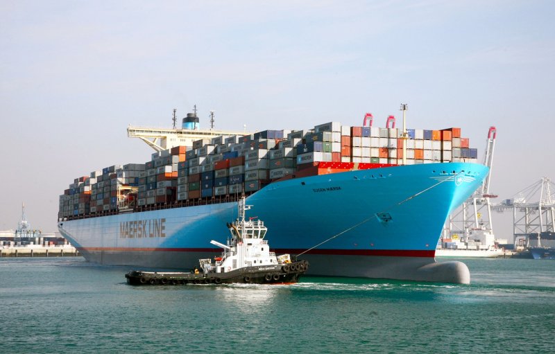 Контейнеровоз Maersk
