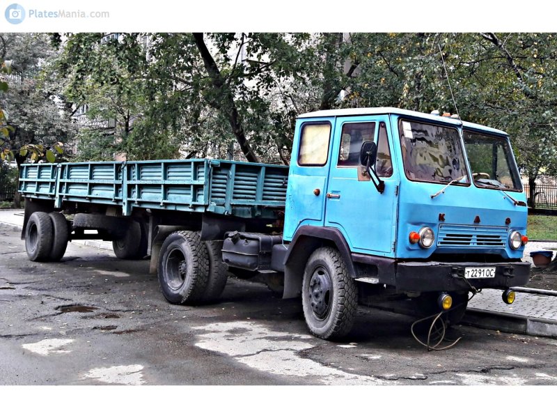 Грузовик каз 608в Колхида