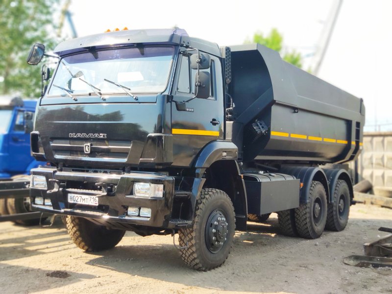 КАМАЗ 6522 самосвал