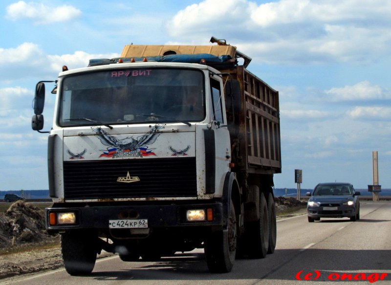 МАЗ 328