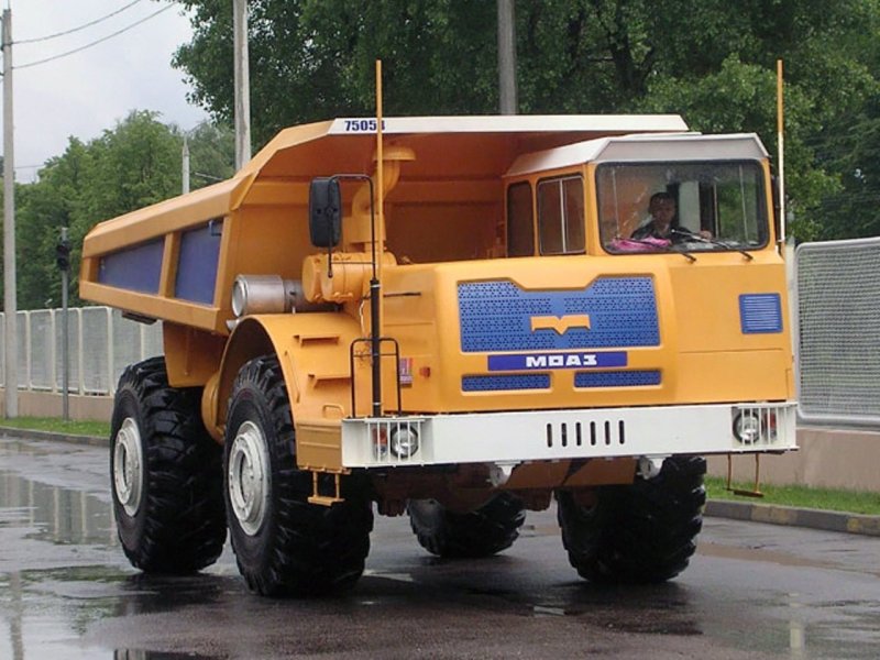 Автосамосвал МОАЗ-75054