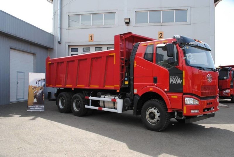 Самосвал FAW ca3250p66k2t1e4