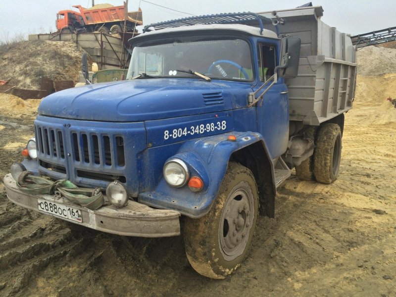 Армейский ЗИЛ 4502